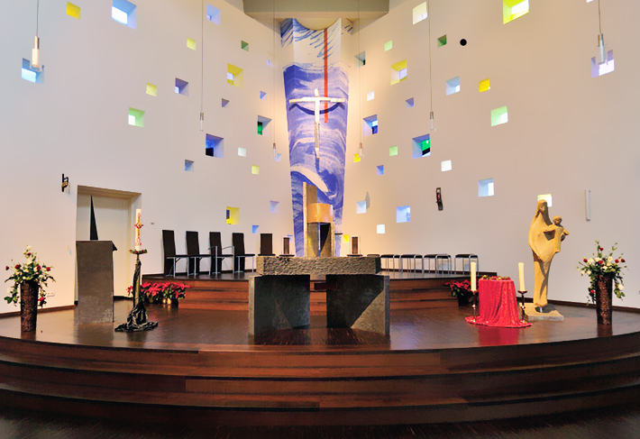 unsere Pfarrkirche Maria Königin