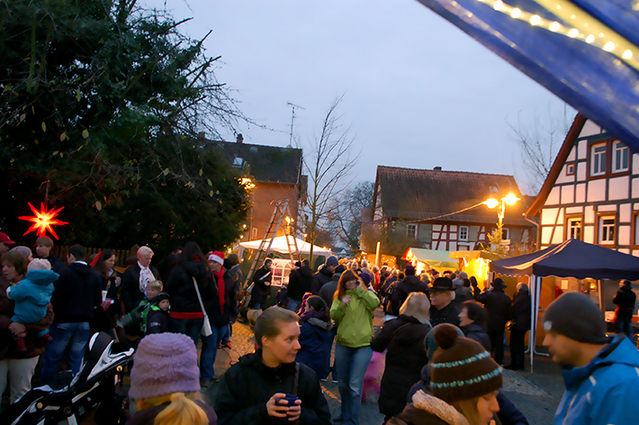 Viel los am Weihnachtsmarkt in Meerholz