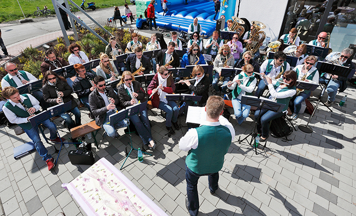 Das Stammorchester bei der Saisoneröffnung 2015